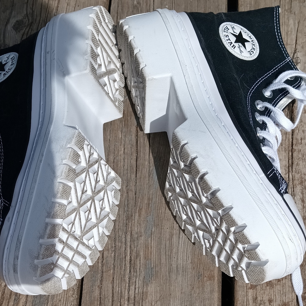 Converse Women's Black and White Platform Sneakers - Picture 2 of 4